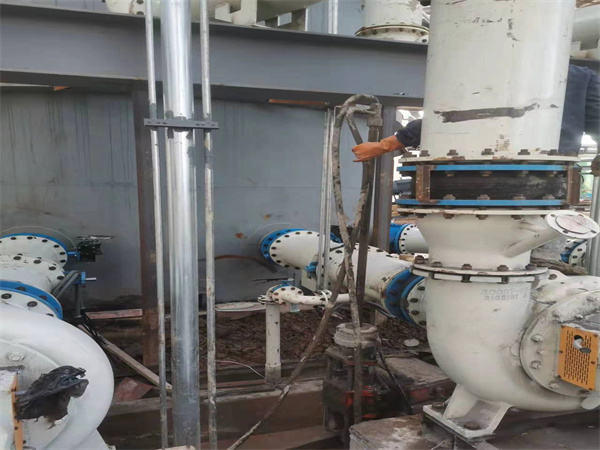 平舆设备基础沉降下沉注浆加固增加荷载